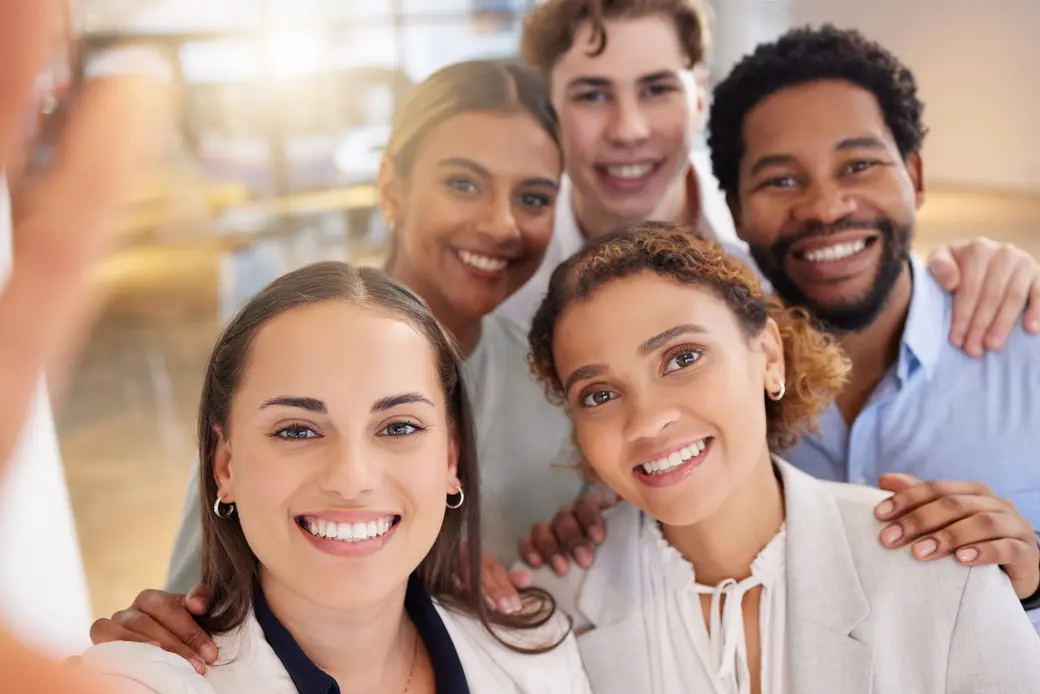 Gruppenporträt Karriere Auszubildende der Generation Z in einem Profilbild
